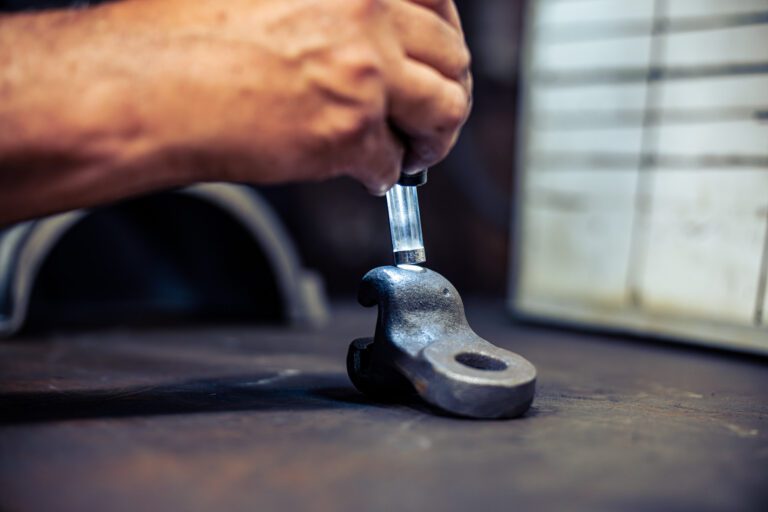 Dimensional inspection of a metal casting